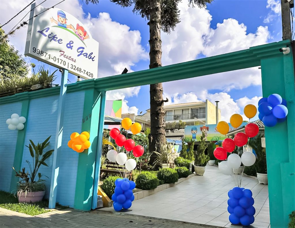 Foto da frente do Lipe e Gabi Buffet infantil em Curitiba